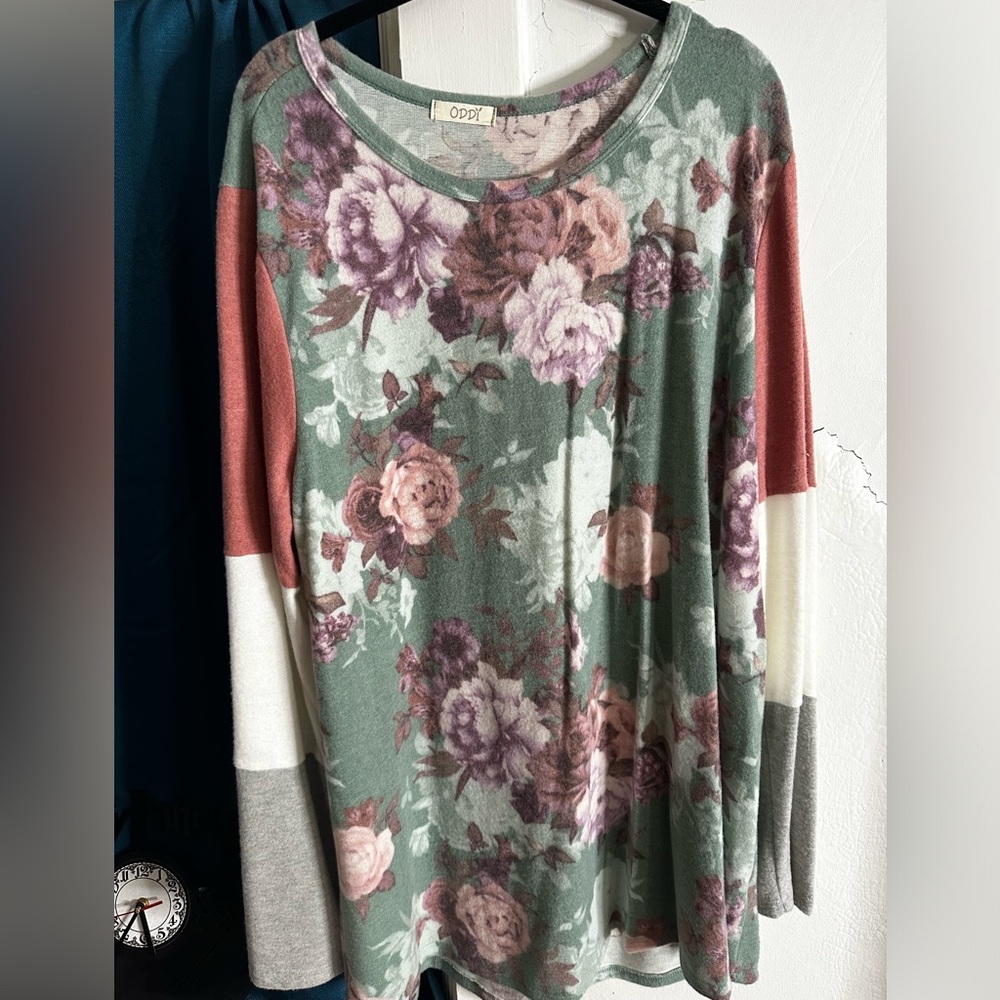 Super Soft Floral Top
